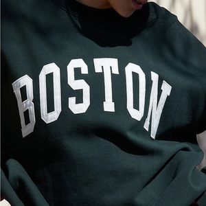 John Galt Brandy Melville Green Boston Crew Neck Sweatshirt One Size Fits Most